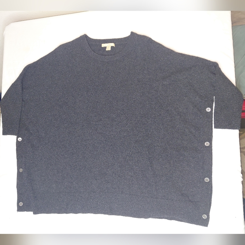 Michael Kors Dark Gray Crew Neck Cashmere Sweater Button Details Sz XS Oversized